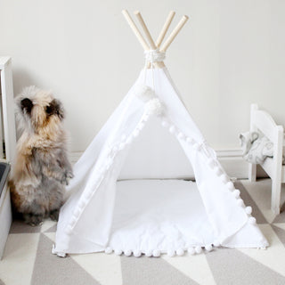 MINICAMP Rabbit Teepee, Bunny Bed in White with Pompoms – Size XS