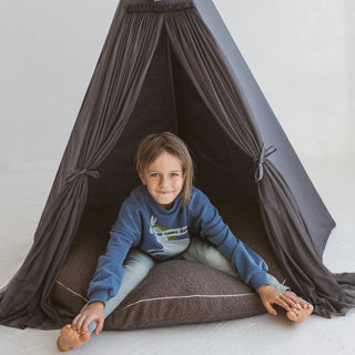 teepee and beanbag for a neutral nursery